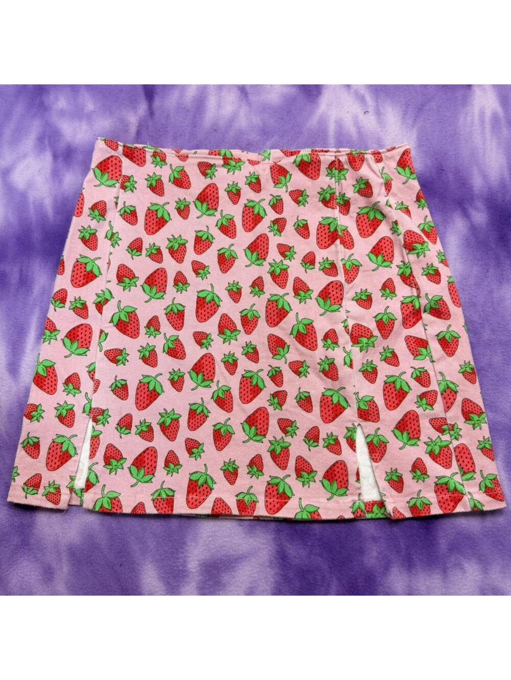 Sugar Thrillz pink strawberry print mini skirt